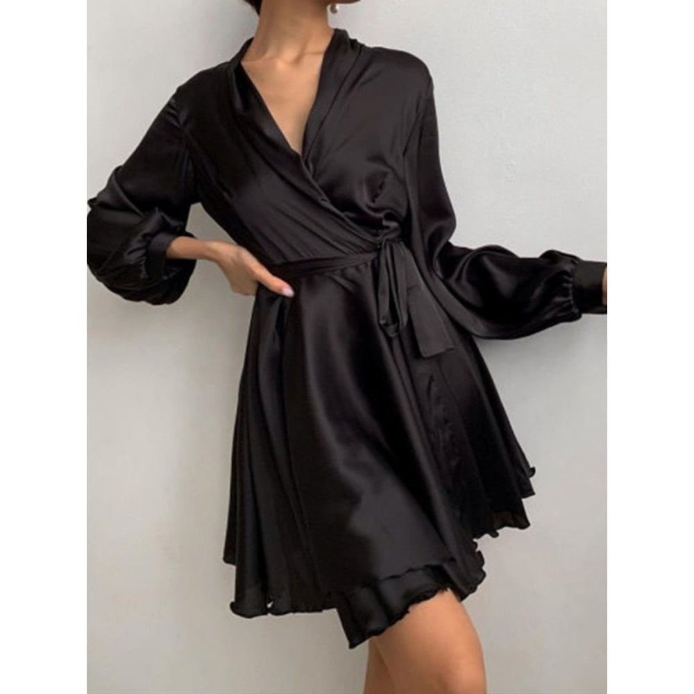 Eva - Elegant wrap dress with deep neckline and pleated long sleeves