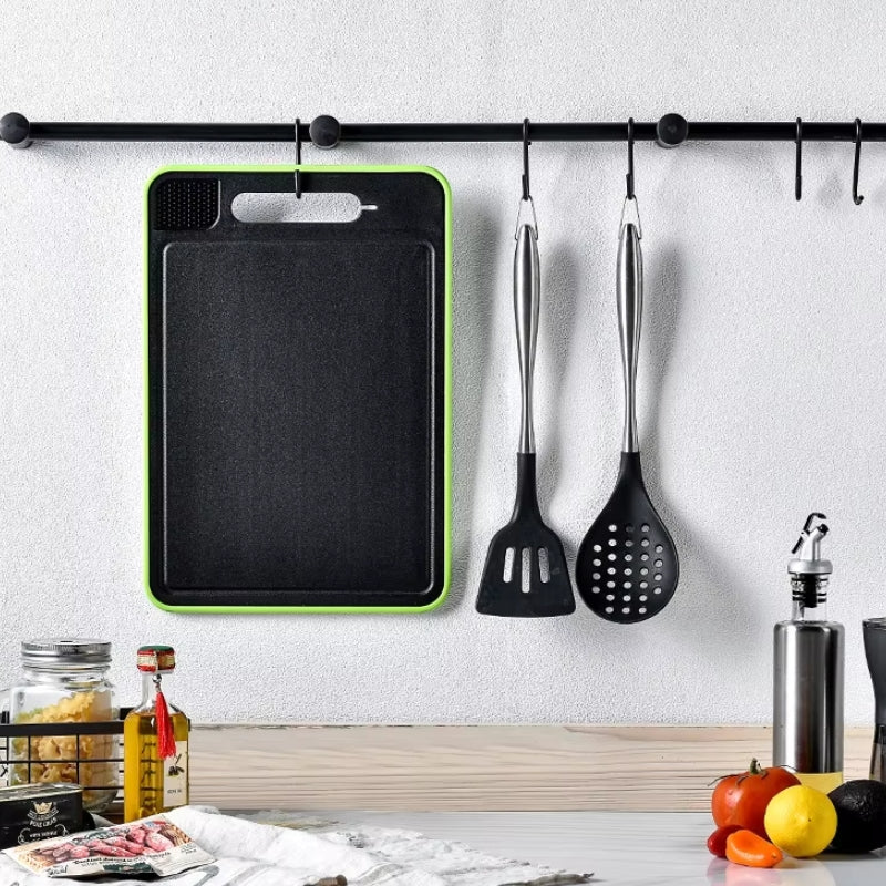 KitchenEdge - Oboustranná krájecí deska s brouskem na nože a lisem na česnek