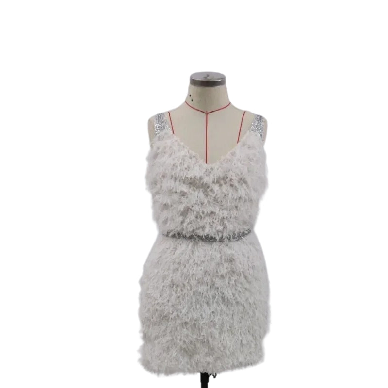 Juna – Elegantní mini šaty s nastavitelnými ramínky a volným střihem