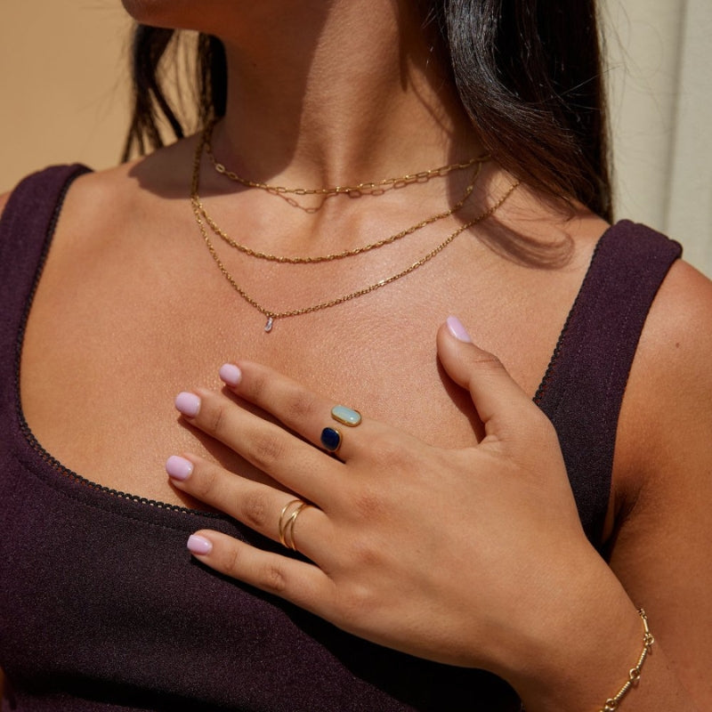 Selina – Elegant wrap ring with two rectangular stones and open fit