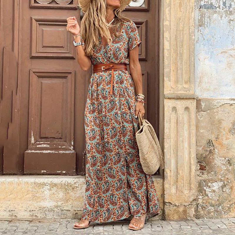 Abito lungo da donna con stampa floreale e scollo a V