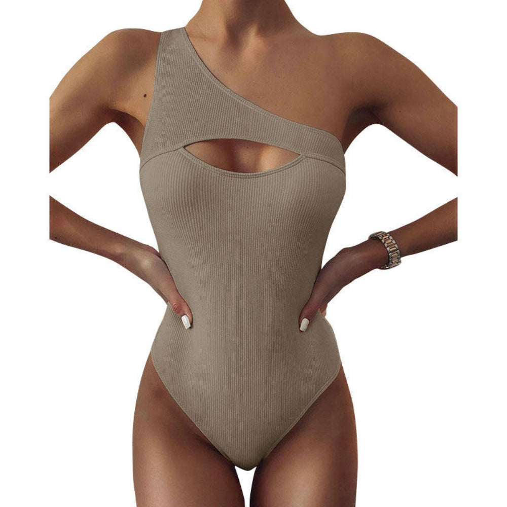 Maria – Maillot de bain élégant à une épaule avec devant ouvert et coupe confortable
