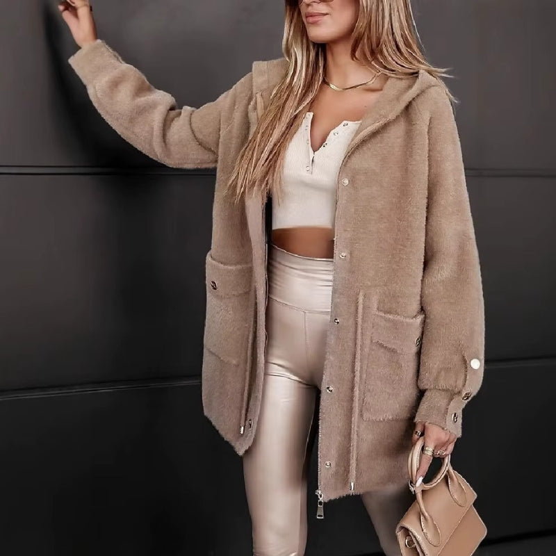 Aaliyah - Long sleeve coat with zip closure