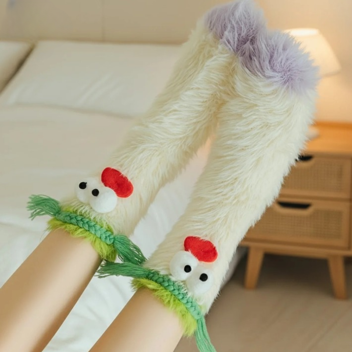 CozyPrint - Calze in pile con motivi 3D e volti in rilievo