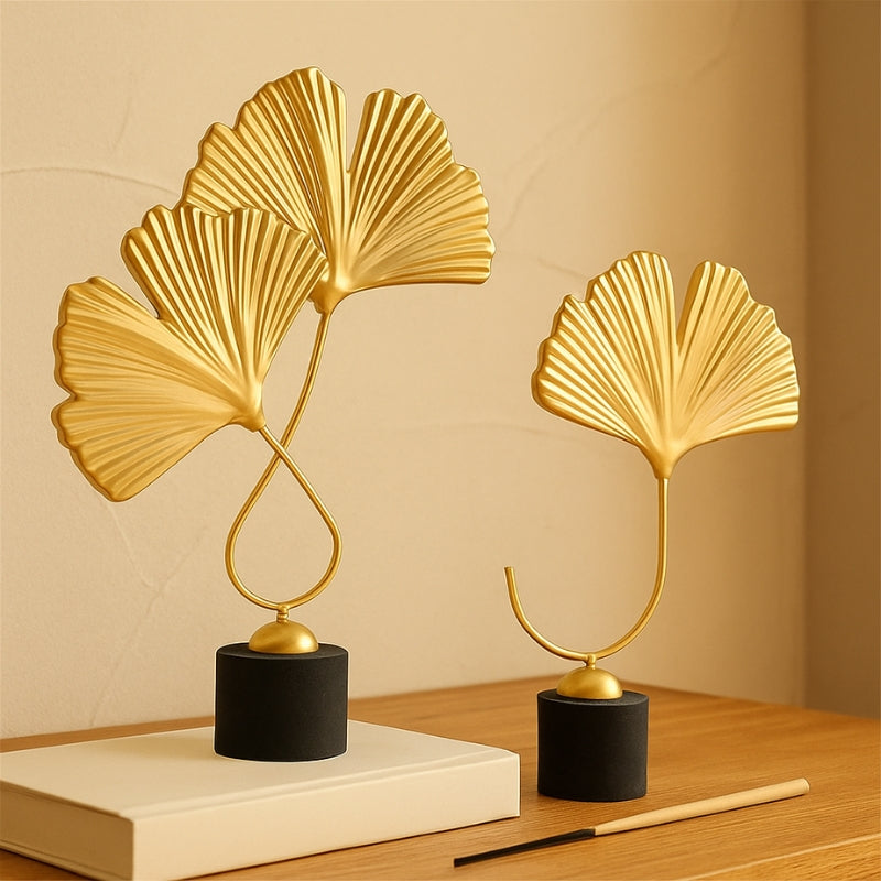 GoldenGrove - Sculptură de frunze cu siluetă în formă de evantai și suprafață netedă cu nervuri