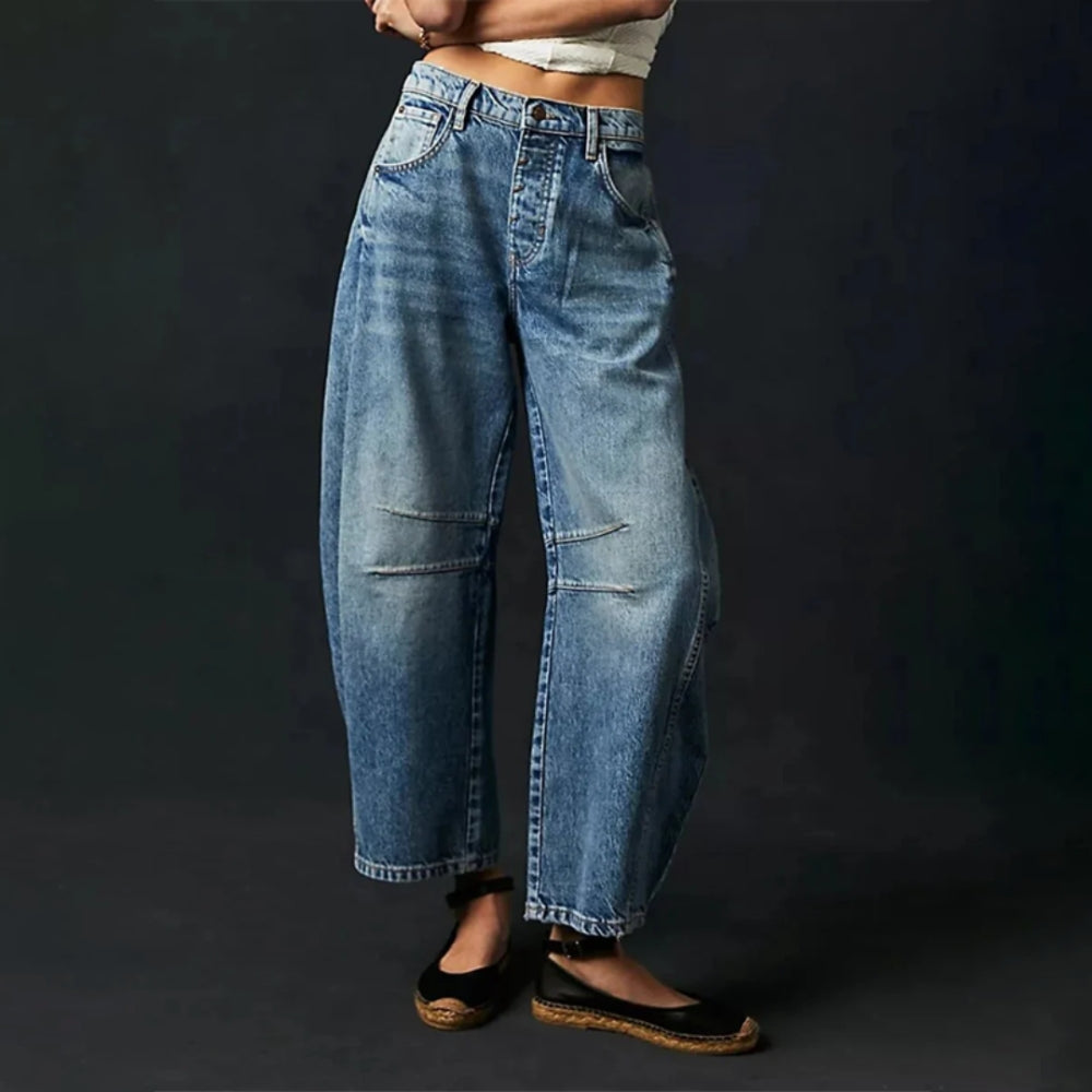 Mia - Slim fit high waist pants with streamlined cut and functional pockets