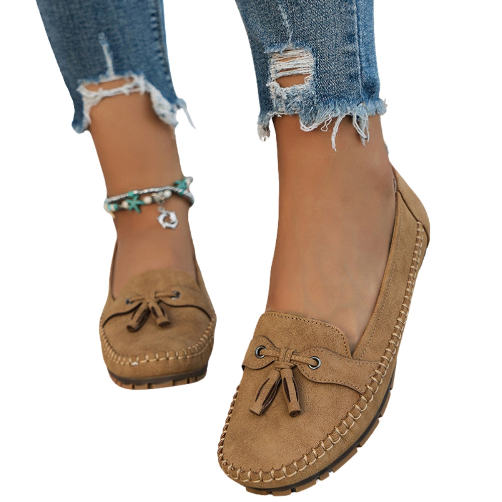 Lila - Modern loafers with decorative bow and non-slip sole
