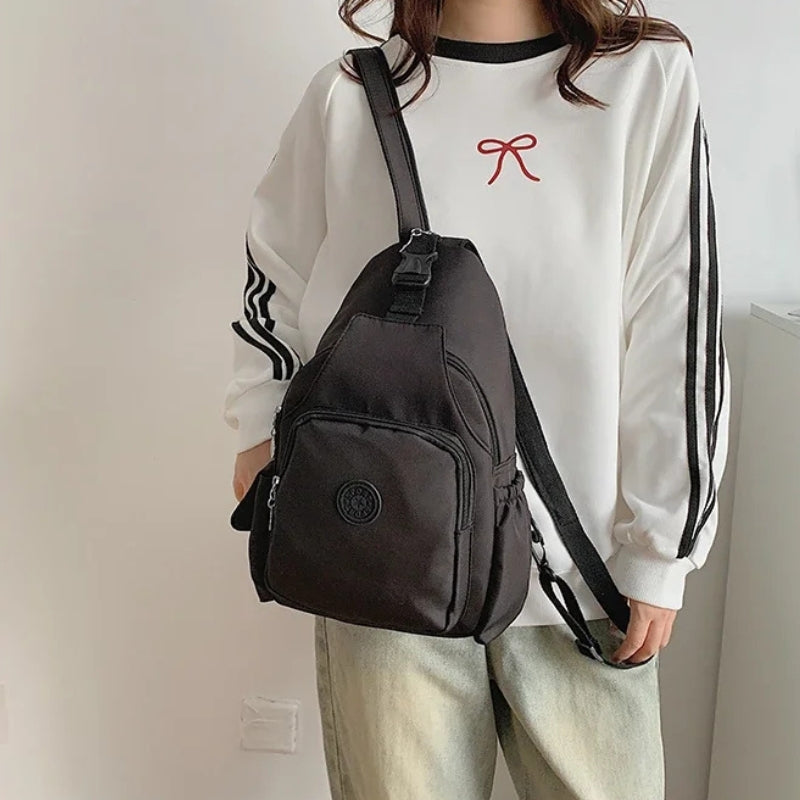 Everly – Large Capacity Backpack With Adjustable Straps And Zippers
