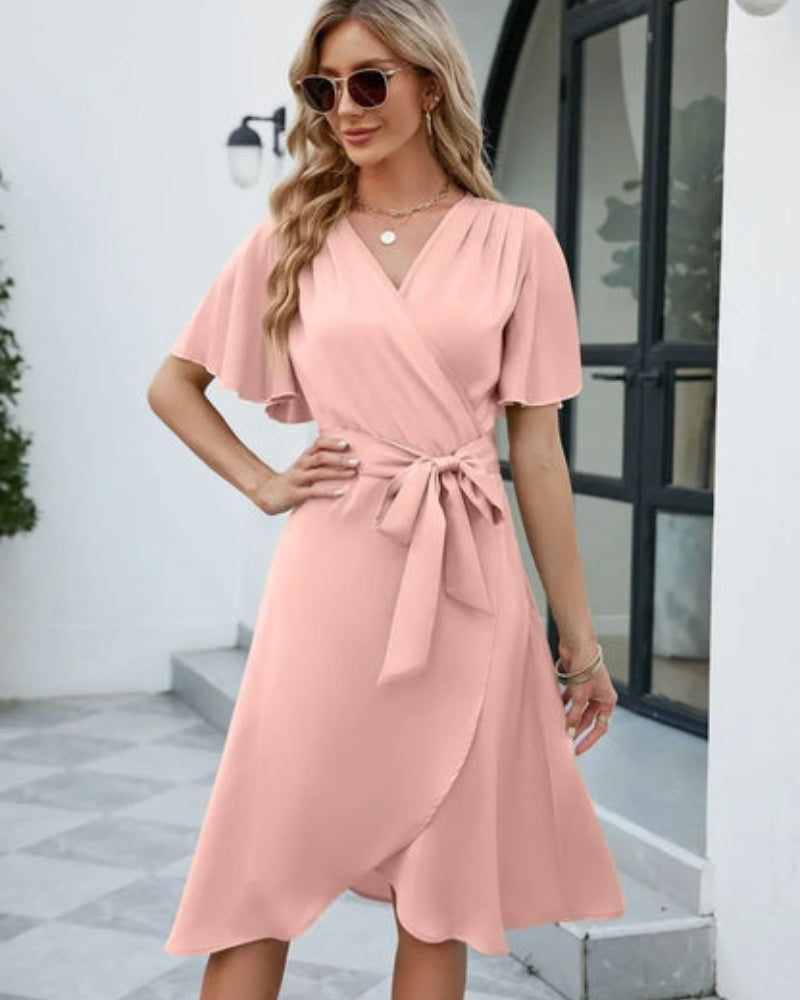 Noelia – Elegant wrap midi dress with short sleeves and flattering V-neck