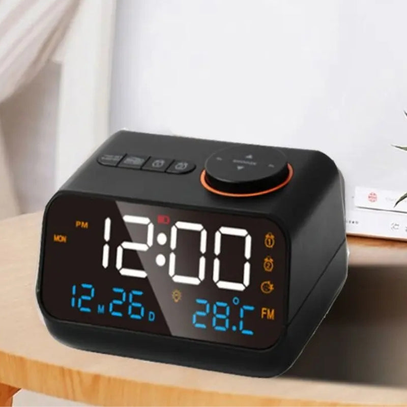 RadioClock - Budzik LED z wbudowanym radiem FM i cyfrowym wyświetlaczem