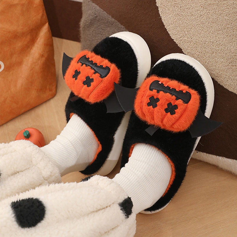 Halloweenské pantofle, hřejivé, s protiskluzovou podrážkou a kresleným motivem