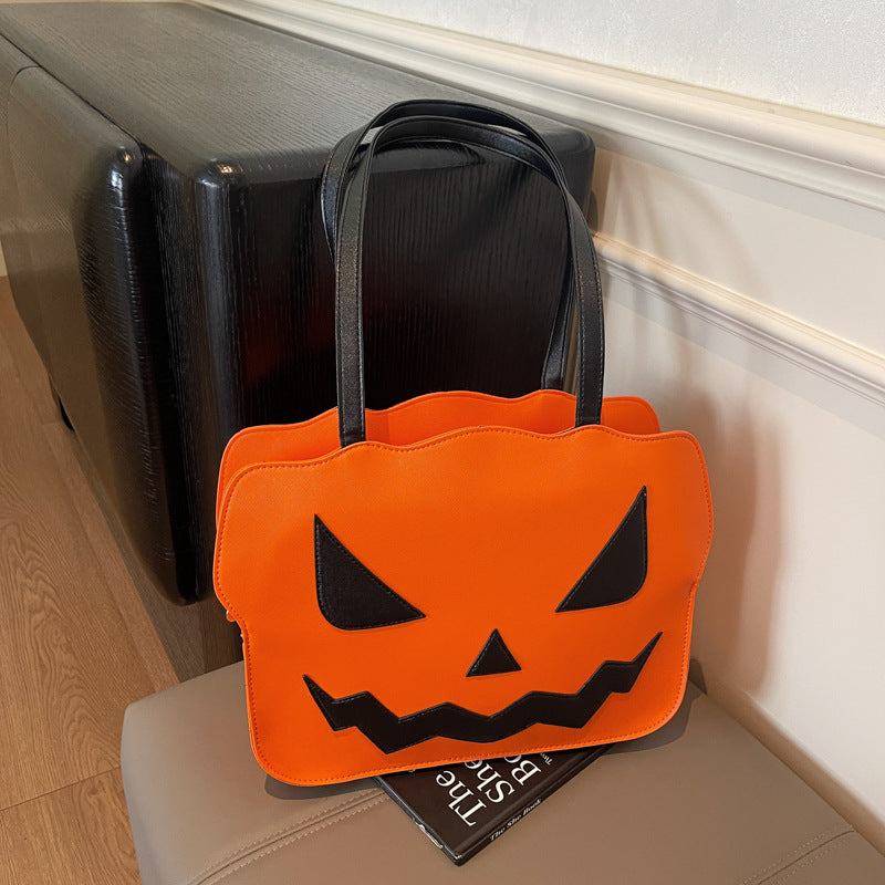 Emma - Halloween Messenger Bag with Pumpkin Design