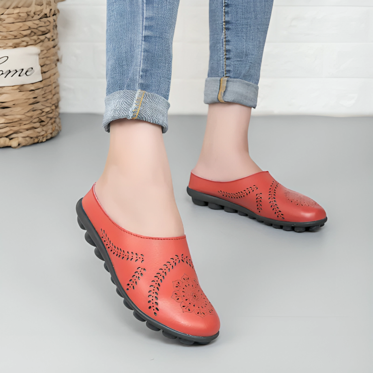 Mira - Mules sans talon avec bout rond et ouvertures supérieures à motifs