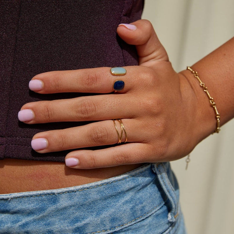 Selina – Elegant wrap ring with two rectangular stones and open fit