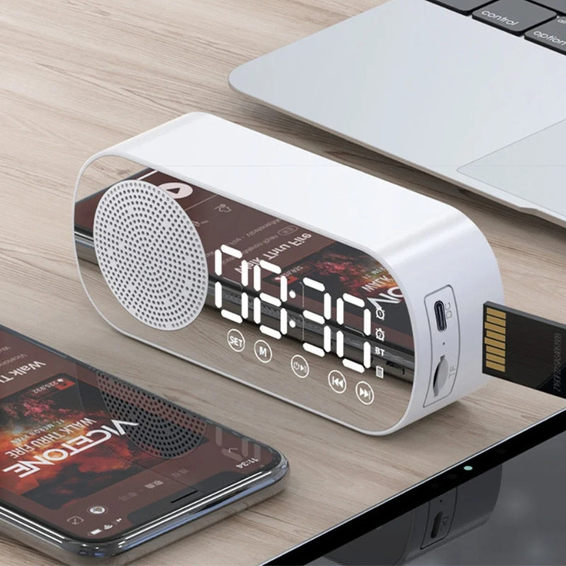 SoundClock – Sveglia Ricaricabile con Altoparlante Integrato e Display Digitale