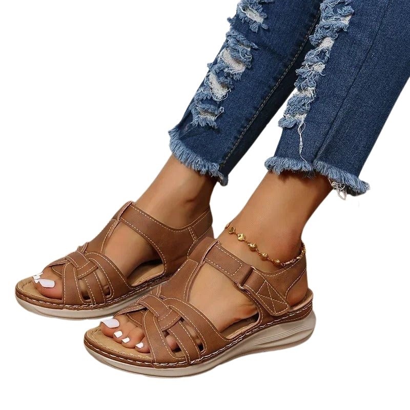 Aria – Sandales à Bride en T avec Détails de Nœuds et Bride de Cheville Ajustable