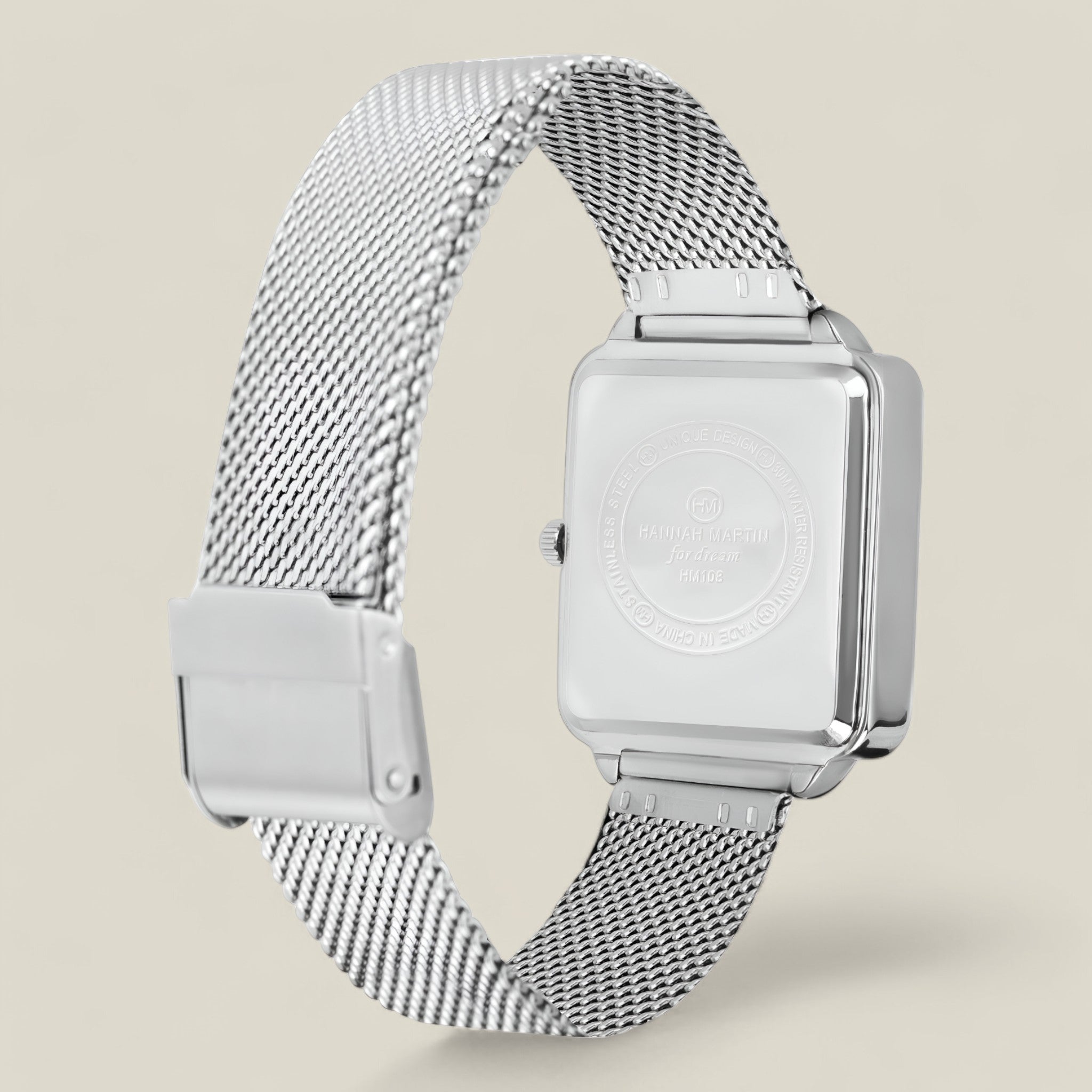 Naomi - Ceas minimalist pătrat cu curele din plasă și eleganță atemporală