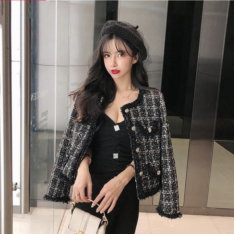 Laila - Classico blazer in tweed con eleganti bottoni dorati