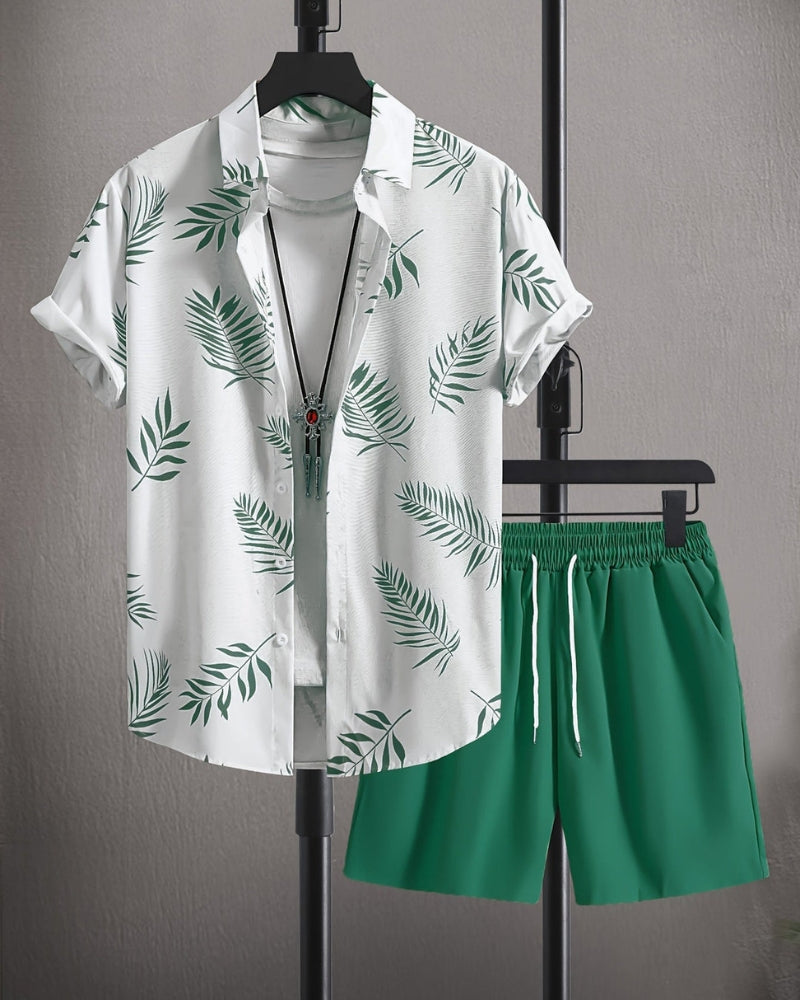 Logan – Stylish two-piece set with floral shirt and comfortable shorts