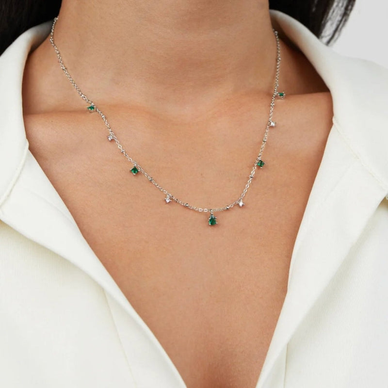 Maren – Classic necklace with geometric stone accents and adjustable fit
