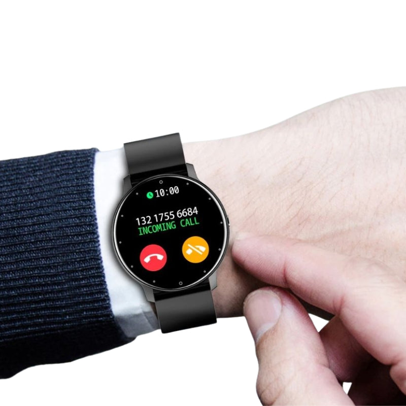 CoreTrack – Montre connectée ultrafine avec suivi de santé et notifications intelligentes