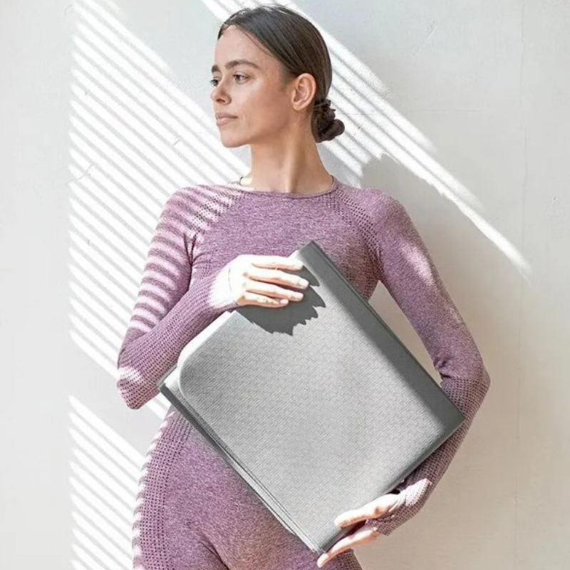 ZenFold – Tappetino Yoga Compatto Pieghevole con Superficie Antiscivolo Doppia Testurizzata