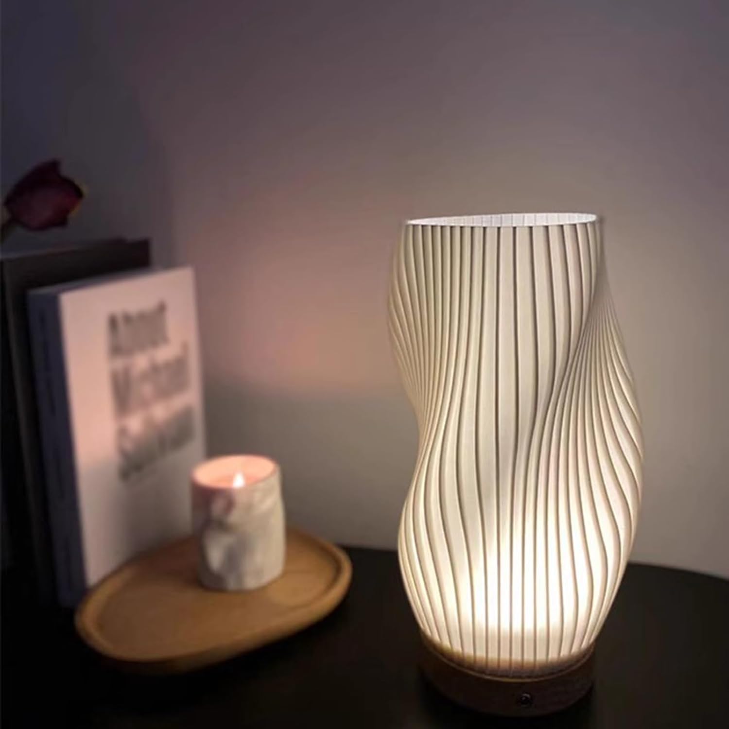 WaveLuxe - Elegante USB-lamp met twee lichtkappen