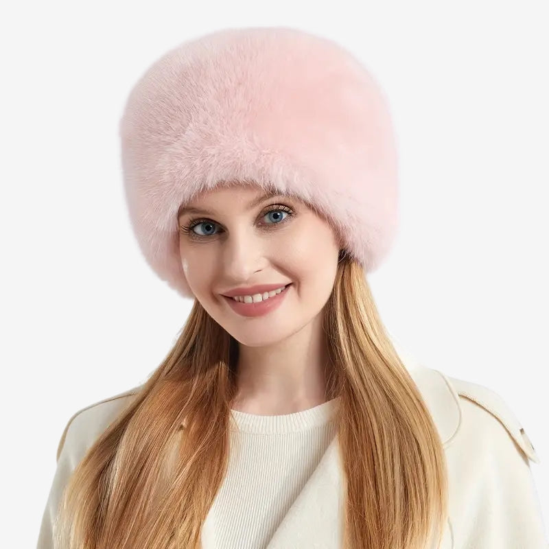 Evelyn - Fluffy hat with ear covering design