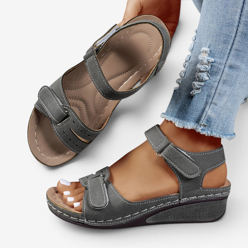 Women’s wedge sandals with round toe and Velcro strap