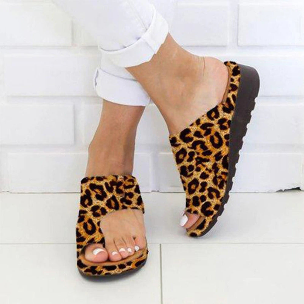 Emily – Ondersteunende pantoffels met platte zool en comfortabele pasvorm