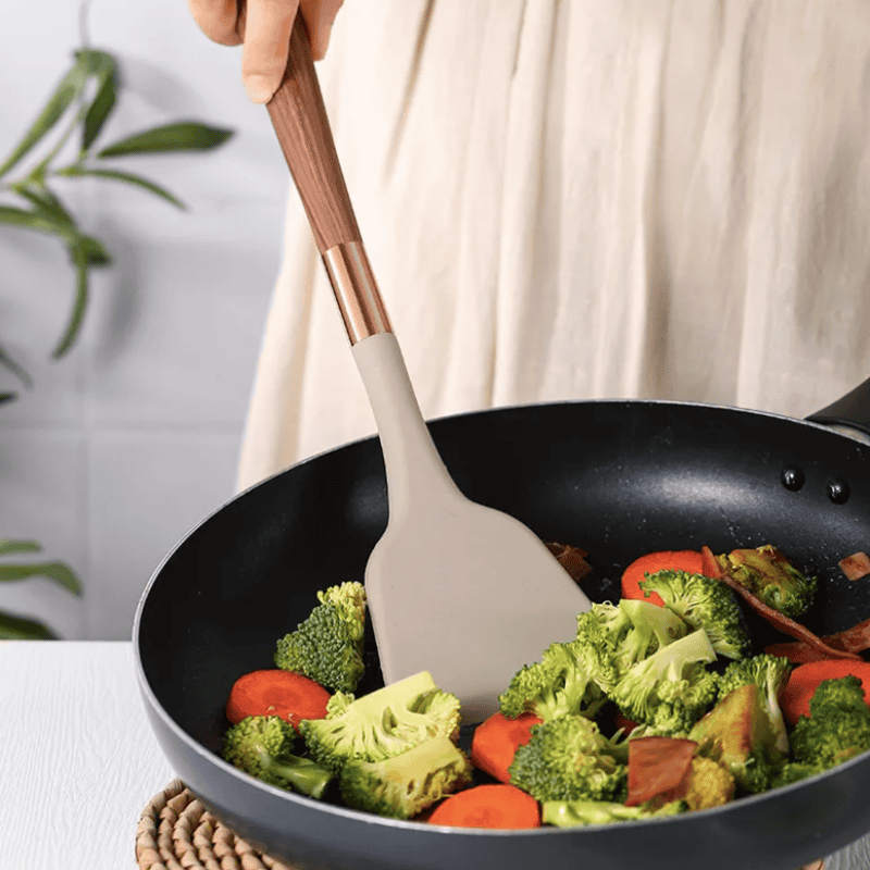 CulinaryTouch - Elegantní silikonové kuchyňské náčiní pro moderní vaření