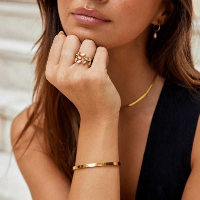 Elena – Bague réglable tendance avec délicat motif de branches et feuilles