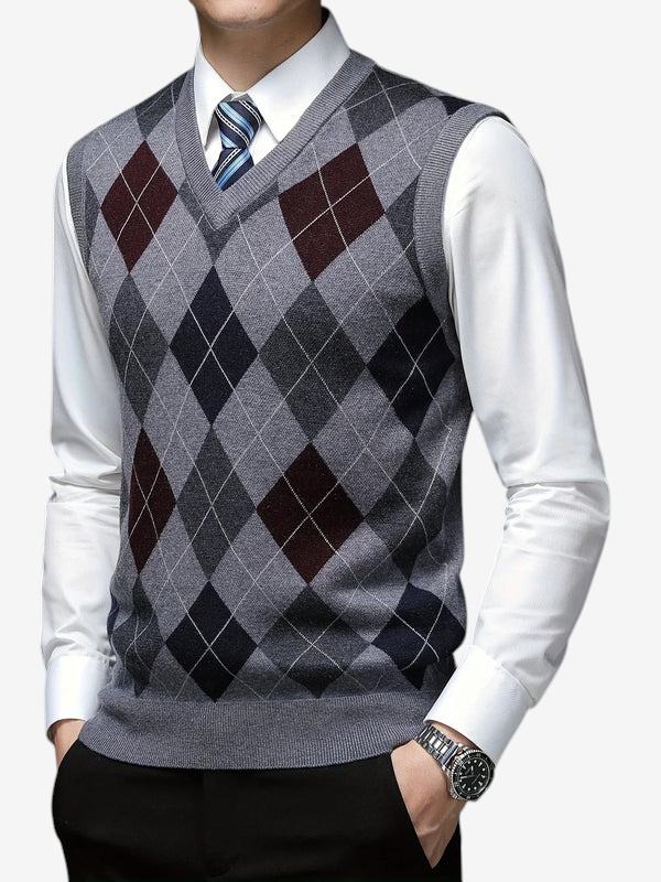 ArgyleVest – Sleeveless V-Neck Knit Pullover with Geometric Argyle Pattern
