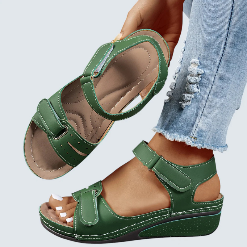 Women’s wedge sandals with round toe and Velcro strap