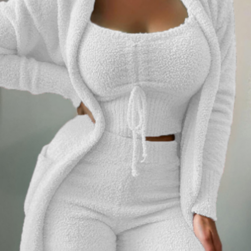 Luisa - Relaxează-te cu stil în acest set confortabil fleece din 3 piese