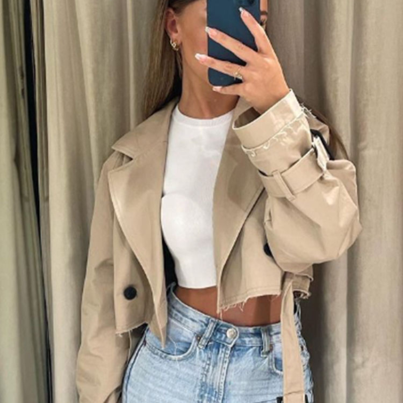 Alina - Trench corto con maniche lunghe e cintura