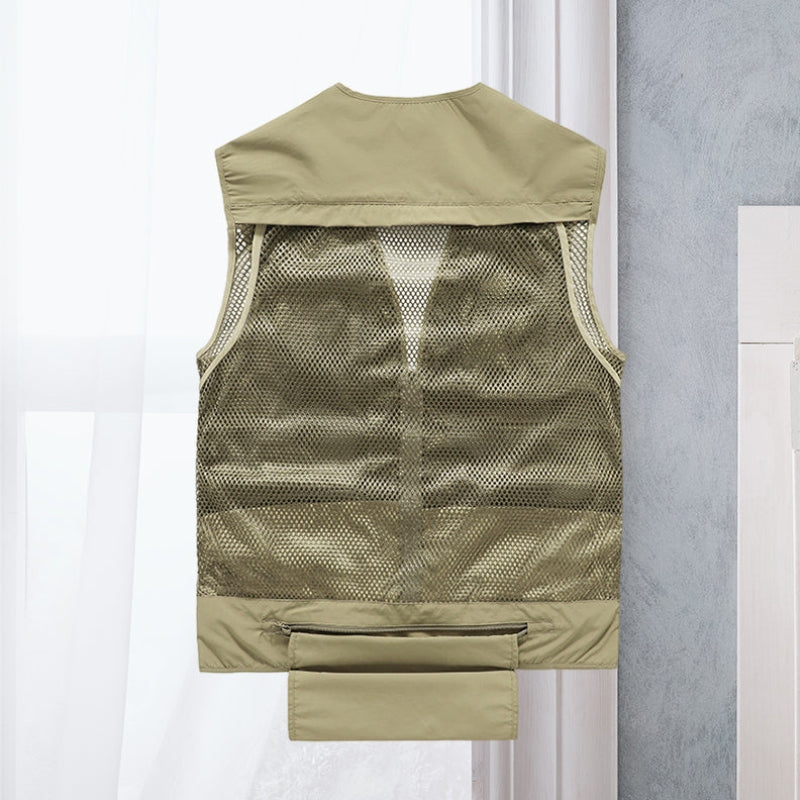 Toby – Lightweight outdoor vest with multiple pockets and zipper closure