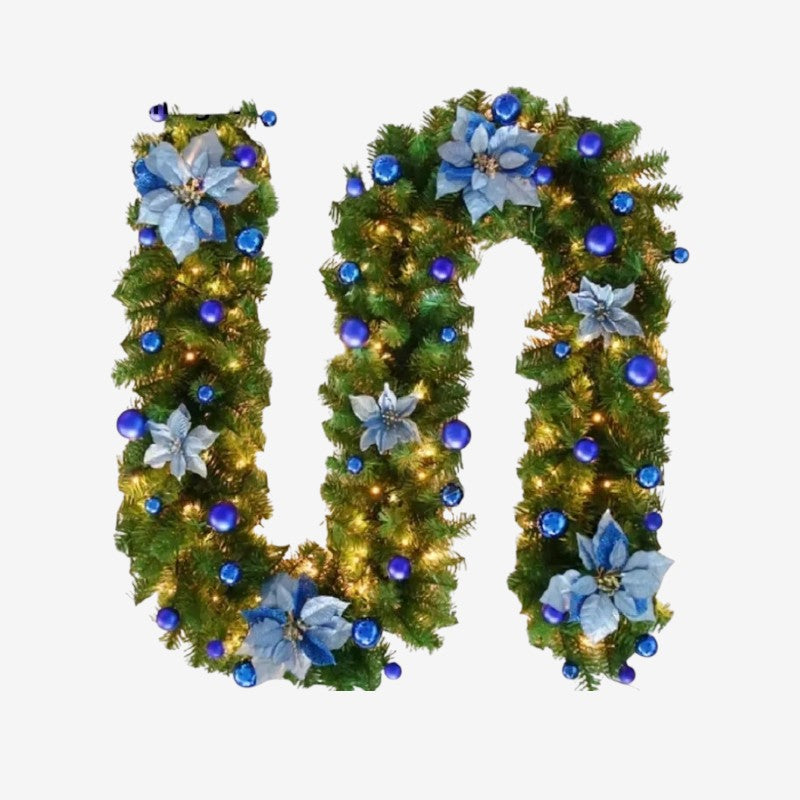 FloraRing – Decorative Christmas Wreath with Floral Motif and Lights