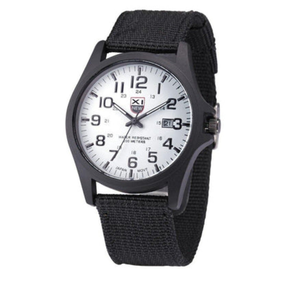 Axel – Rugged field watch with striking display and functional design