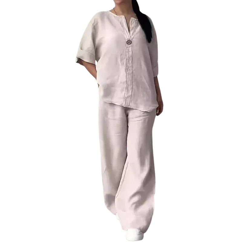 Liora – Loose Two-Piece Set with V-Neck Top and Wide-Leg Pants