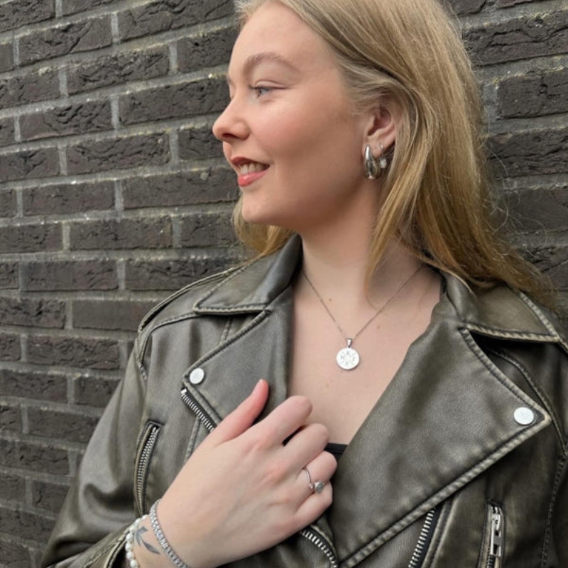 Mother’s Day Gift | Necklace with Round Shape
