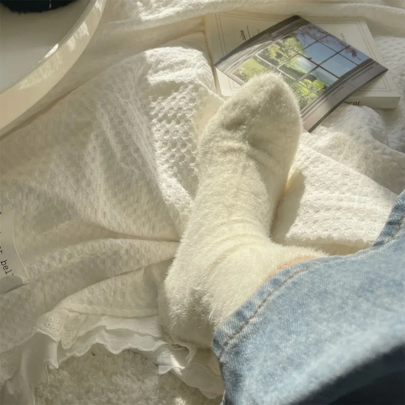 Scarlett - Socks with Elastic Cuff and Seamless Toe