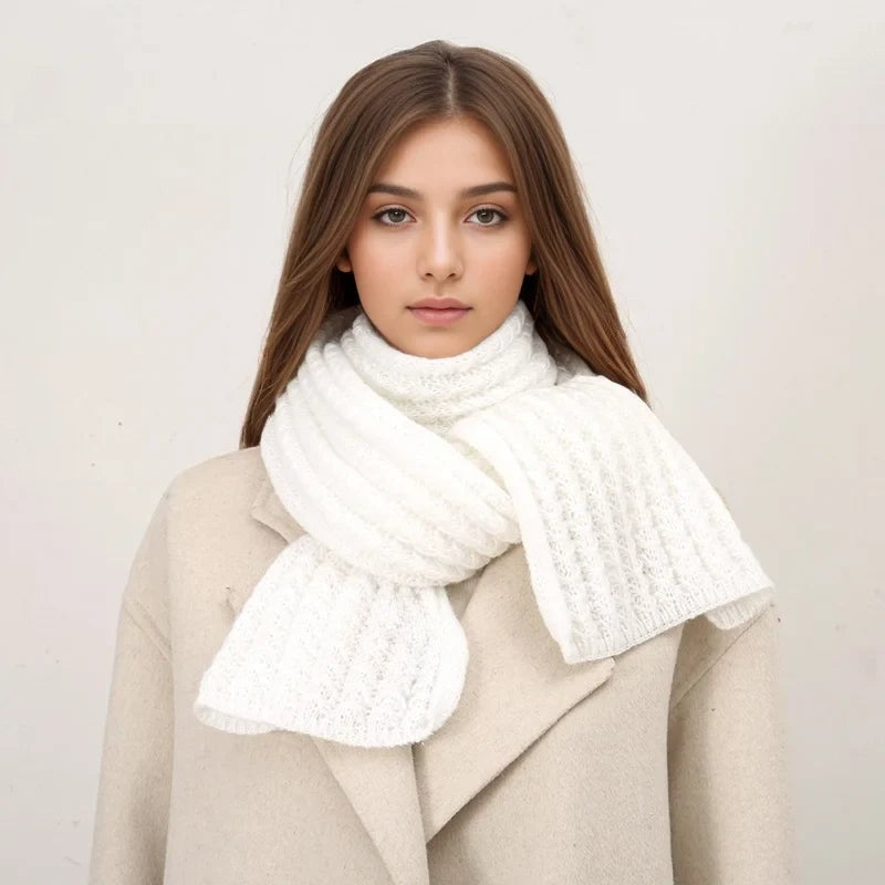 WeaveCore - Scarf with ribbed edges and washable design