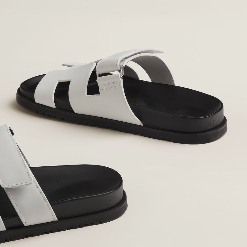 Mia – Modern Open-Toe Sandals with Cross Straps
