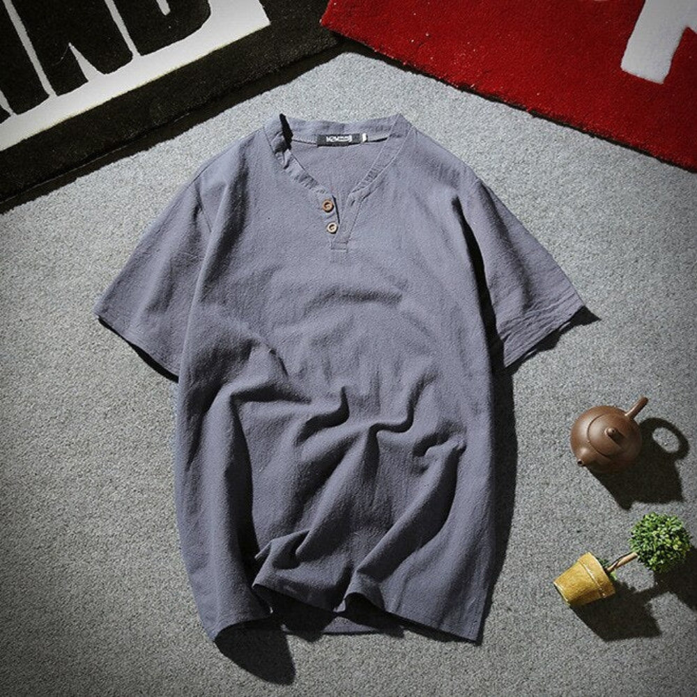 Bruce – Elegant short-sleeve button-up shirt with comfortable fit