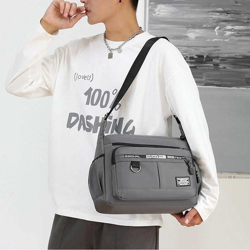 Clara – Water-Repellent Compact Shoulder Bag with Adjustable Strap and Zipper