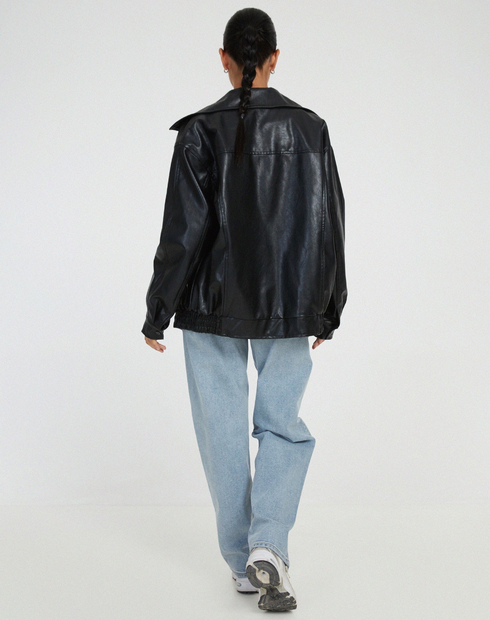 Emilia - Giacca oversize con cerniera, tessuto accogliente e tasche ampie
