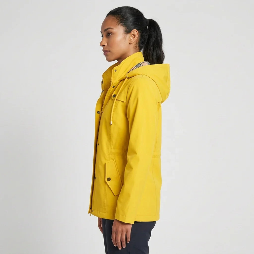 Qelvessa – Hooded Jacket with Adjustable Drawstring Waist