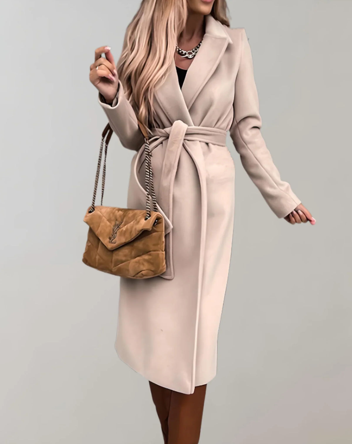 Norvella – Trench coat lungo con cintura in vita e colletto con revers
