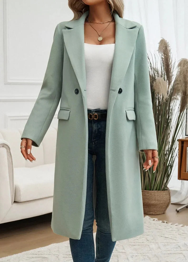 Vareqessa – Trench Coat with Notched Lapel Collar
